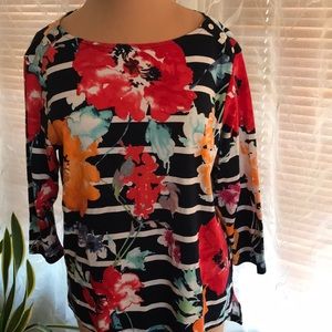 Floral Boat Neck Top with high low hem Sz 1X